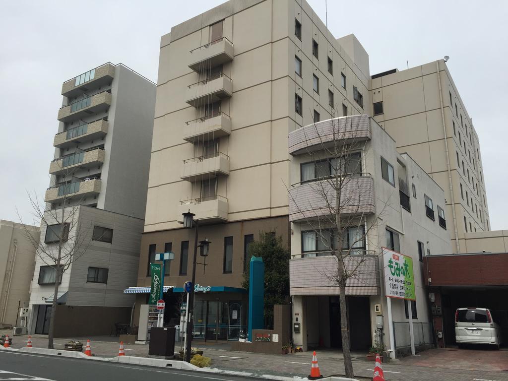 Quincy'S Inn Toyohashi Exterior foto